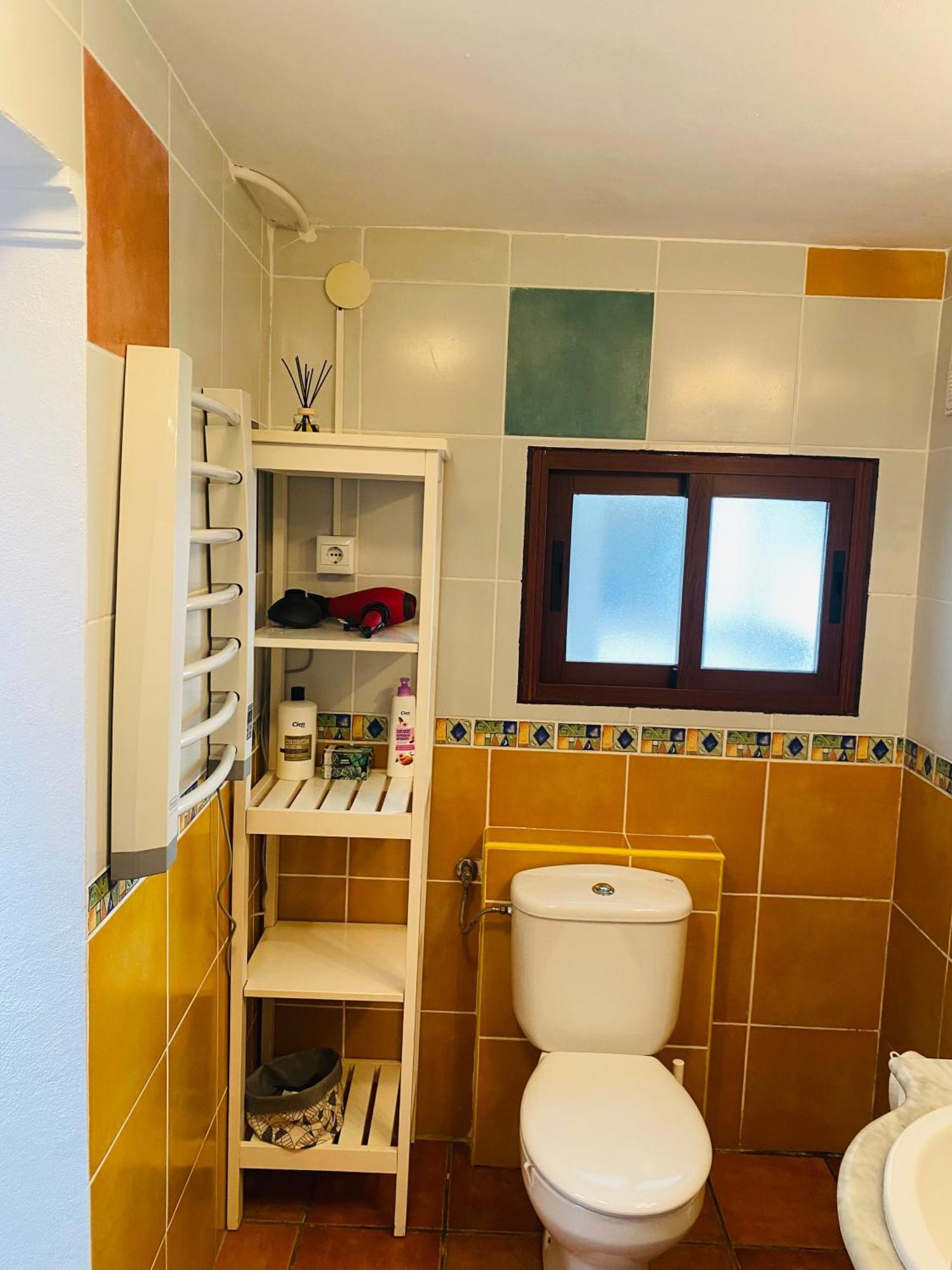 Room With Bathroom In Private House Casa Mar 토록스 외부 사진